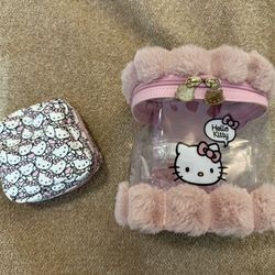 Hello Kitty Makeup Bag Set