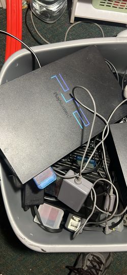 Ps2 with cords controller and memory card
