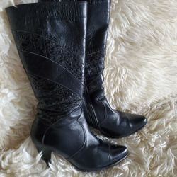 Women's Leather Tall Boot( Moda ITALIA) -size 6(EUROPEAN 36)