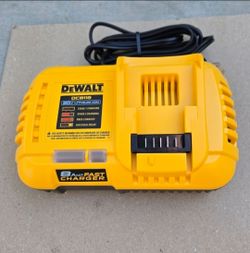 Dewalt 20v Fast Charger Brand New