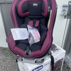 New Chicco Next Fit Zip Convertible Car Seat 