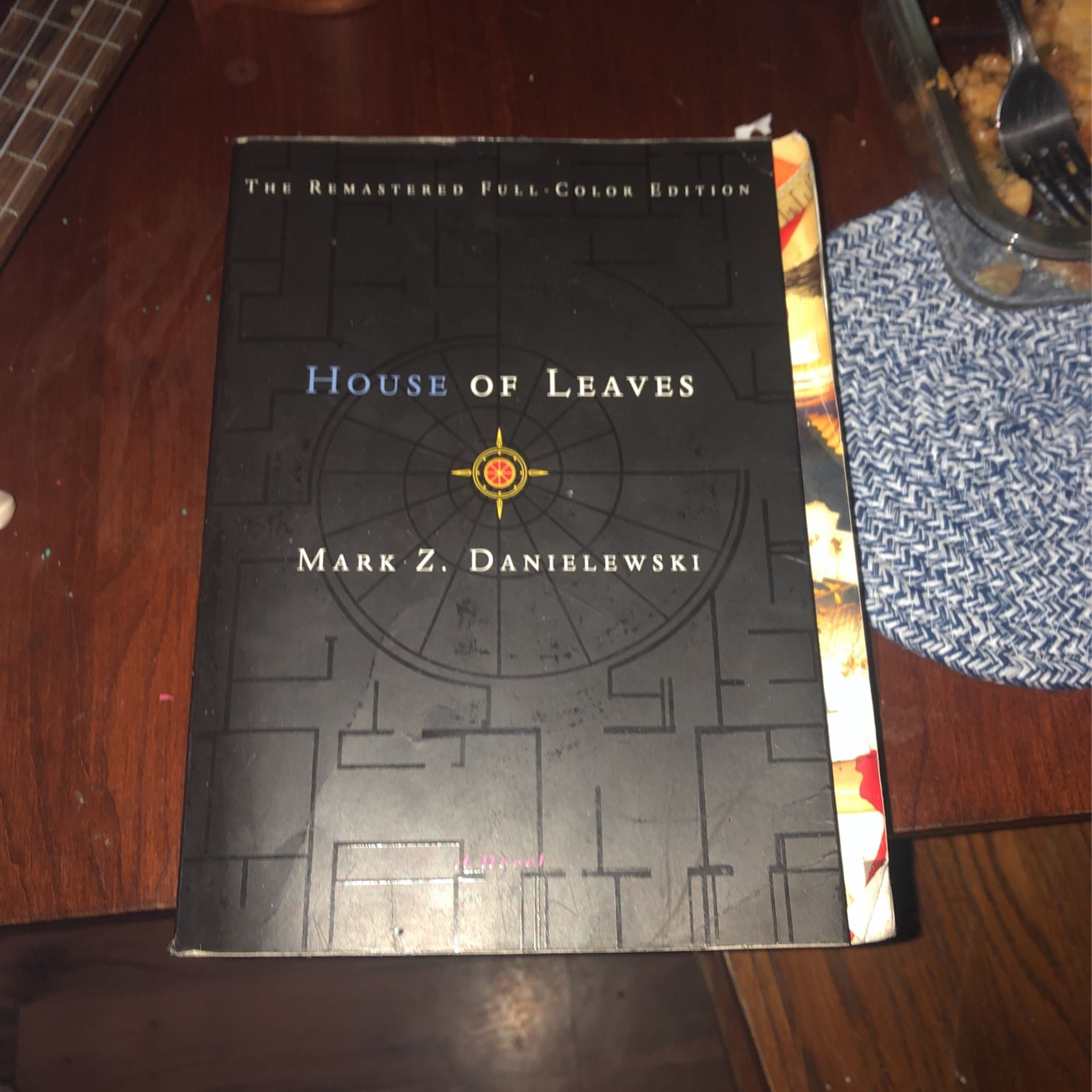 House Of Leaves Book