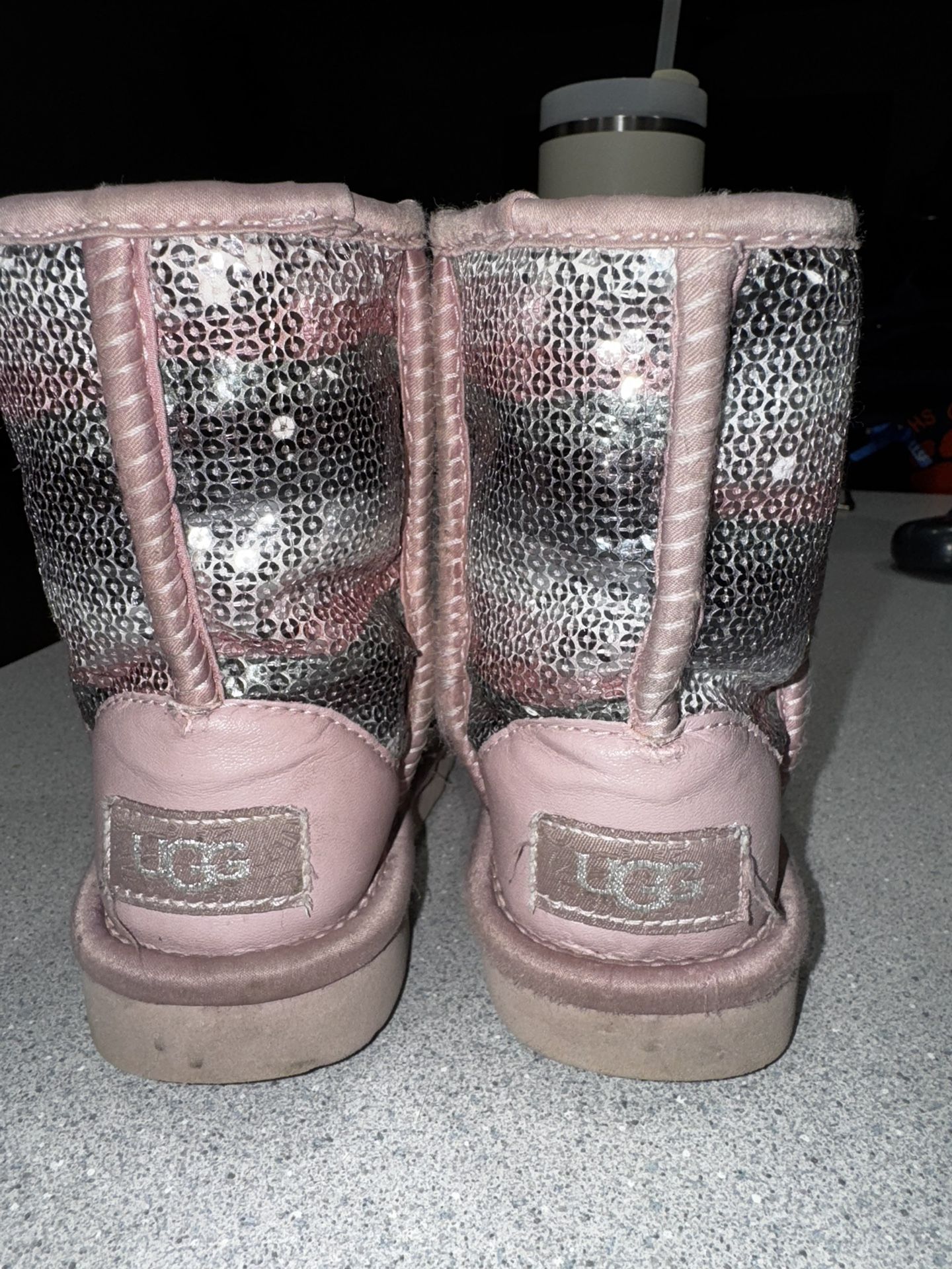Girls UGG Boots Sz 9