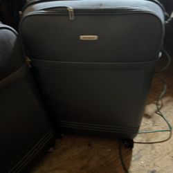 Samonite Travel Luggage 