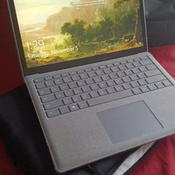 Microsoft Window Surface Touch Screen Laptop Computer