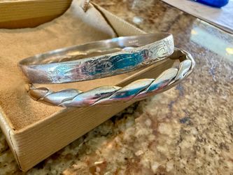 Vintage Mexico 925 Sterling Silver Bangle Lot (2) - Large 8.5" Twist & Patterned Stacking Set