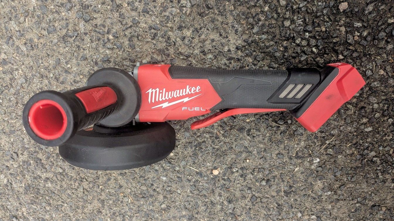 Milwaukee M18 Fuel Grinder