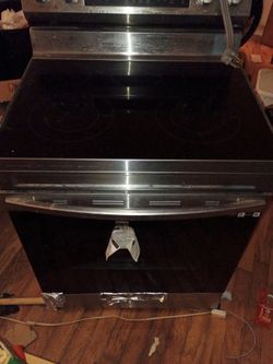 Samsung 4 burner electric stove,brand new,