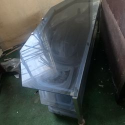 pick up in Pomona For Free 