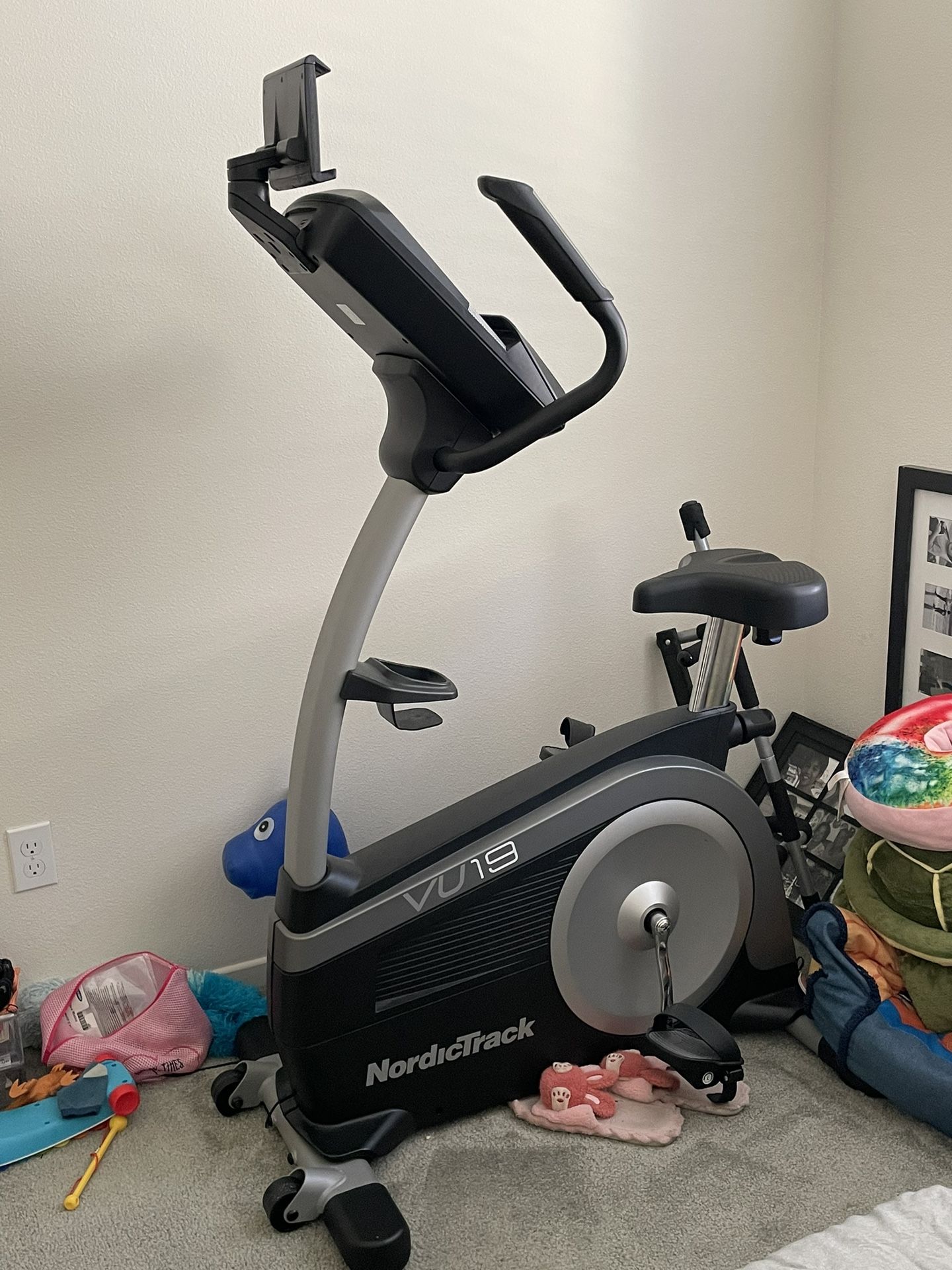 Stationary bike for Sale in Chula Vista, CA OfferUp