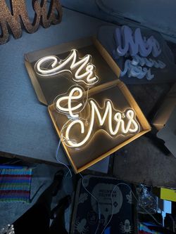 Mr & Mrs Wedding Signs Bundle