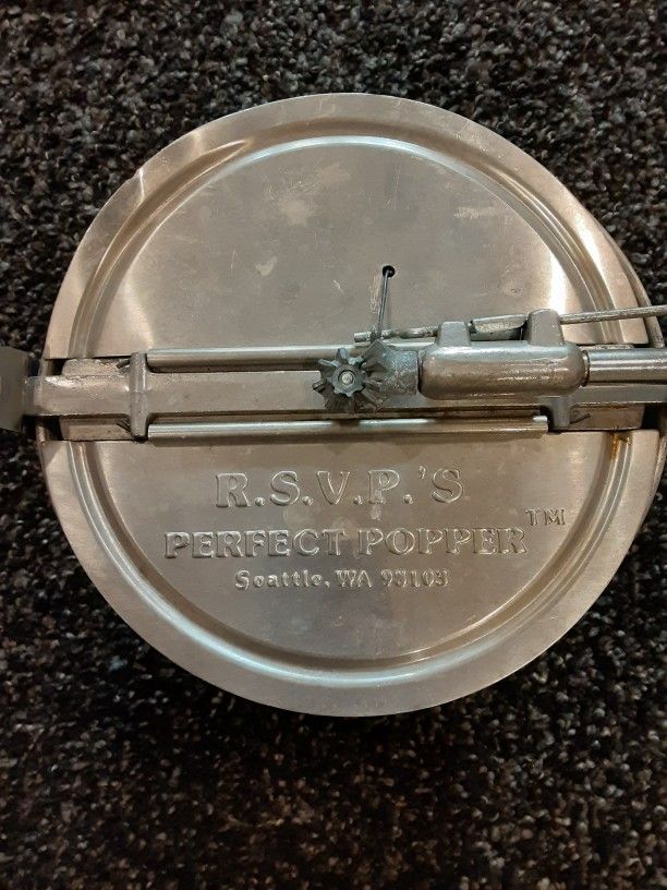 RSVP's Vintage Perfect Popper Popcorn Maker