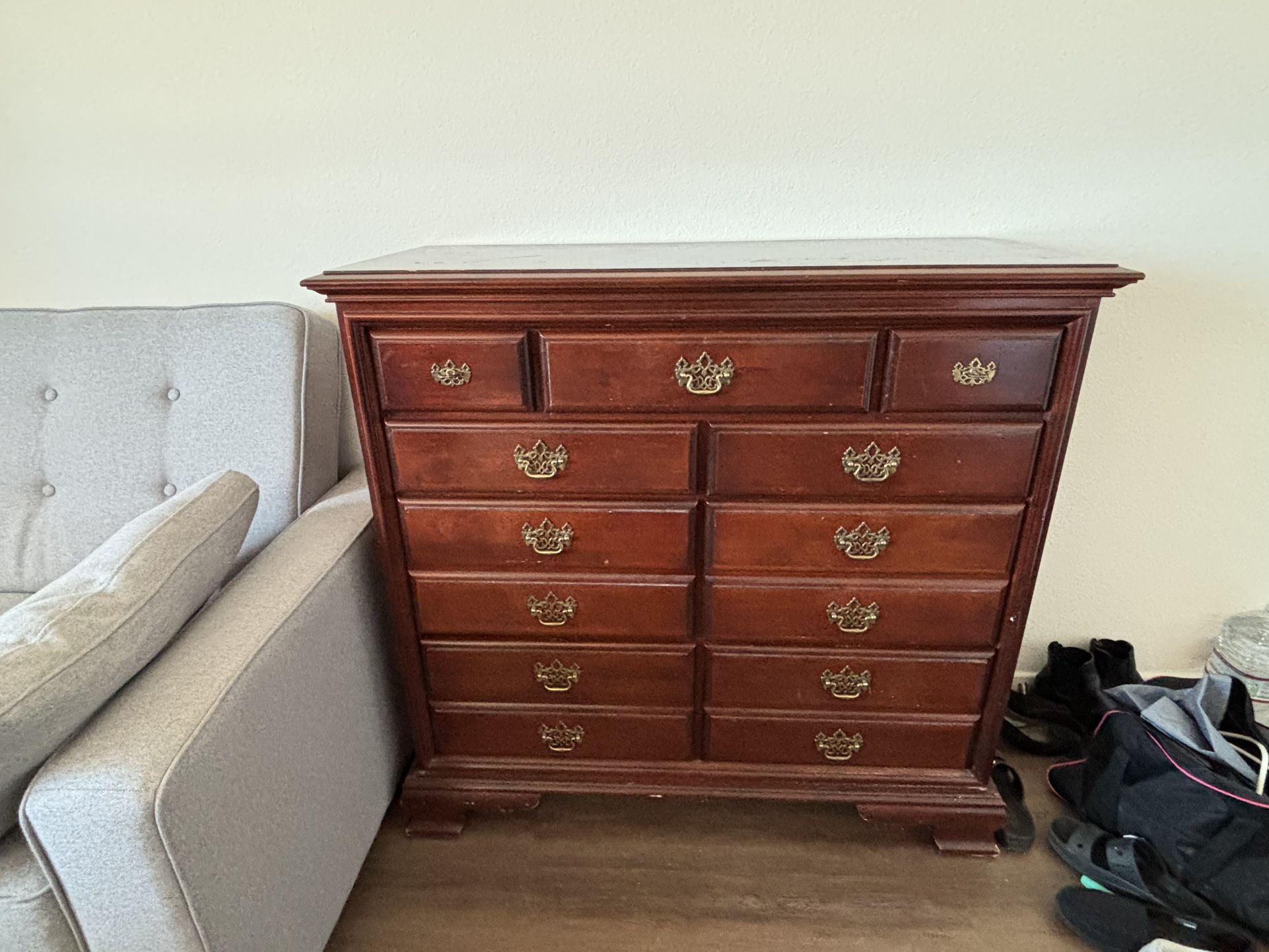 Good Condition 9 Drawer Dresser,All Products : American Fashion Style Bags On Sale