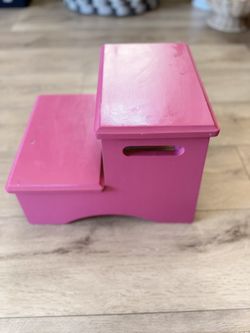 Pottery Barn Kids Pink Wooden Step Stool – Toddler Bathroom Stool 