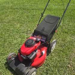 Troy-bilt 21" Self-propelled Lawn Mower 