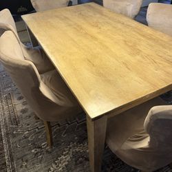 Dinner Table And Six Chairs 