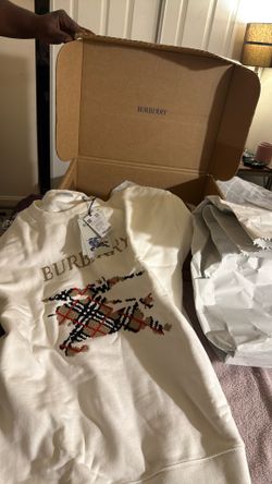 Burberry Men’s sweater