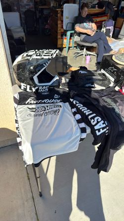 ***YOUTH RIDER GEAR/FASTHOUSE***