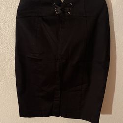 New York & Comp Sexy Stretchy Side Zipper Skirt