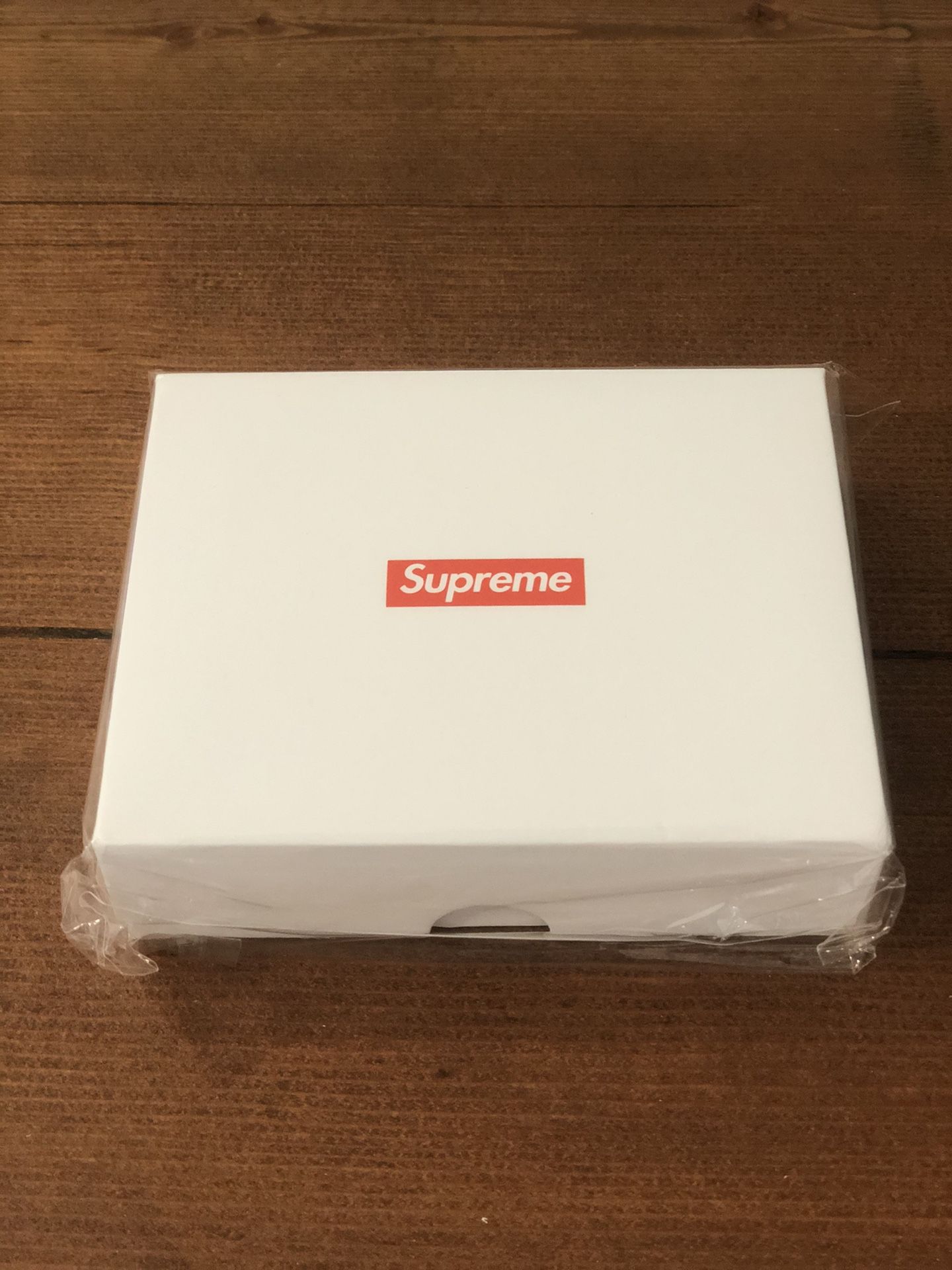 Supreme Debossed Glass Ashtray Red for Sale in Los Angeles, CA