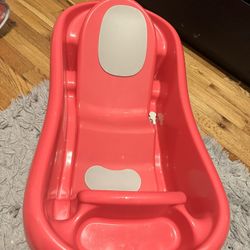 Baby Girl Bath Tub