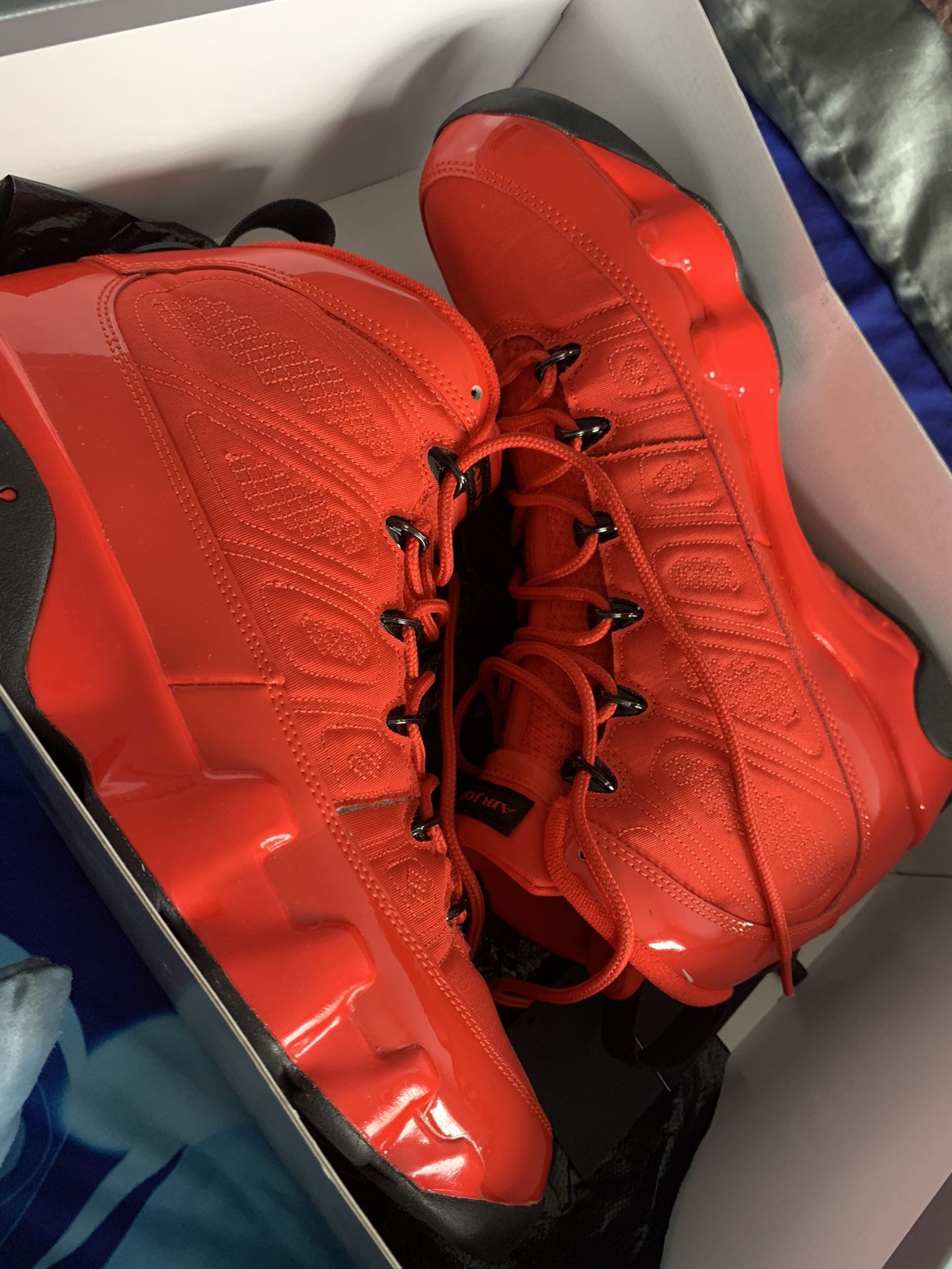 Air Jordan Retro “Chile Red”