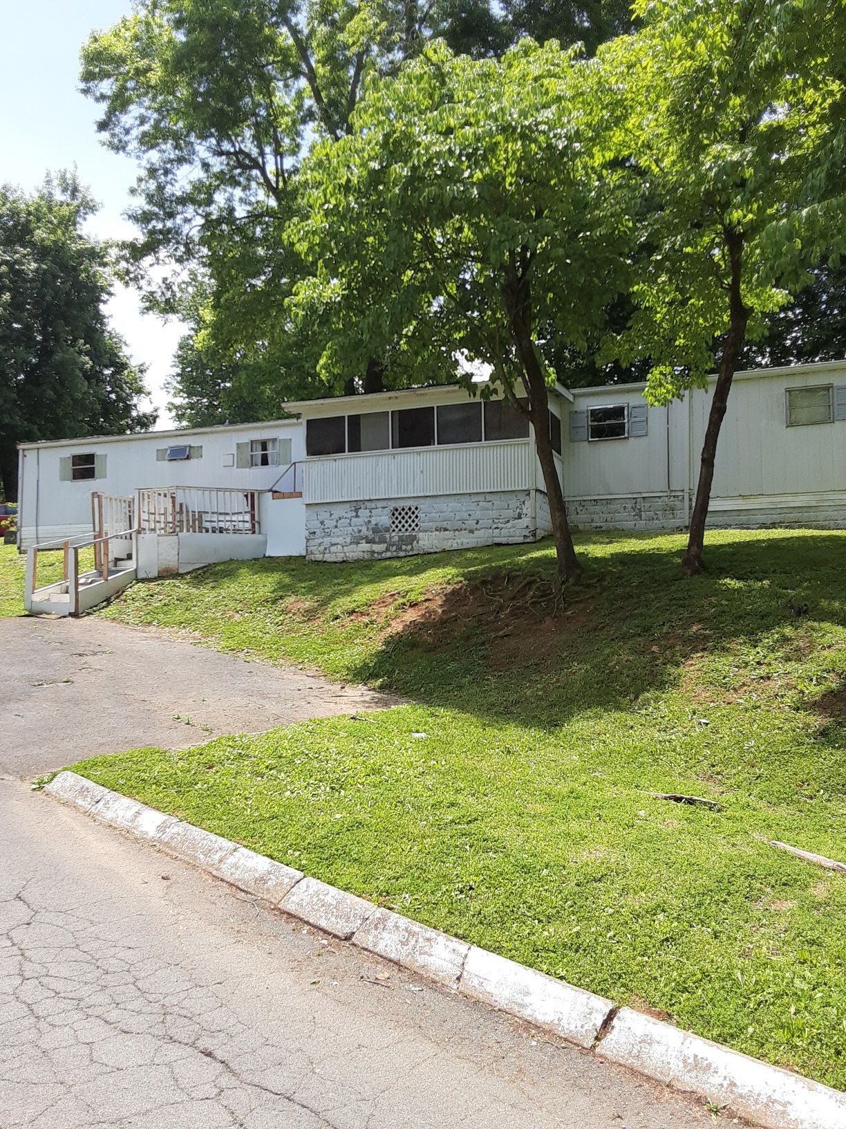 Photo 3 bedroom 1bath trailer n heritage park lot13 call lucus at contact info removed