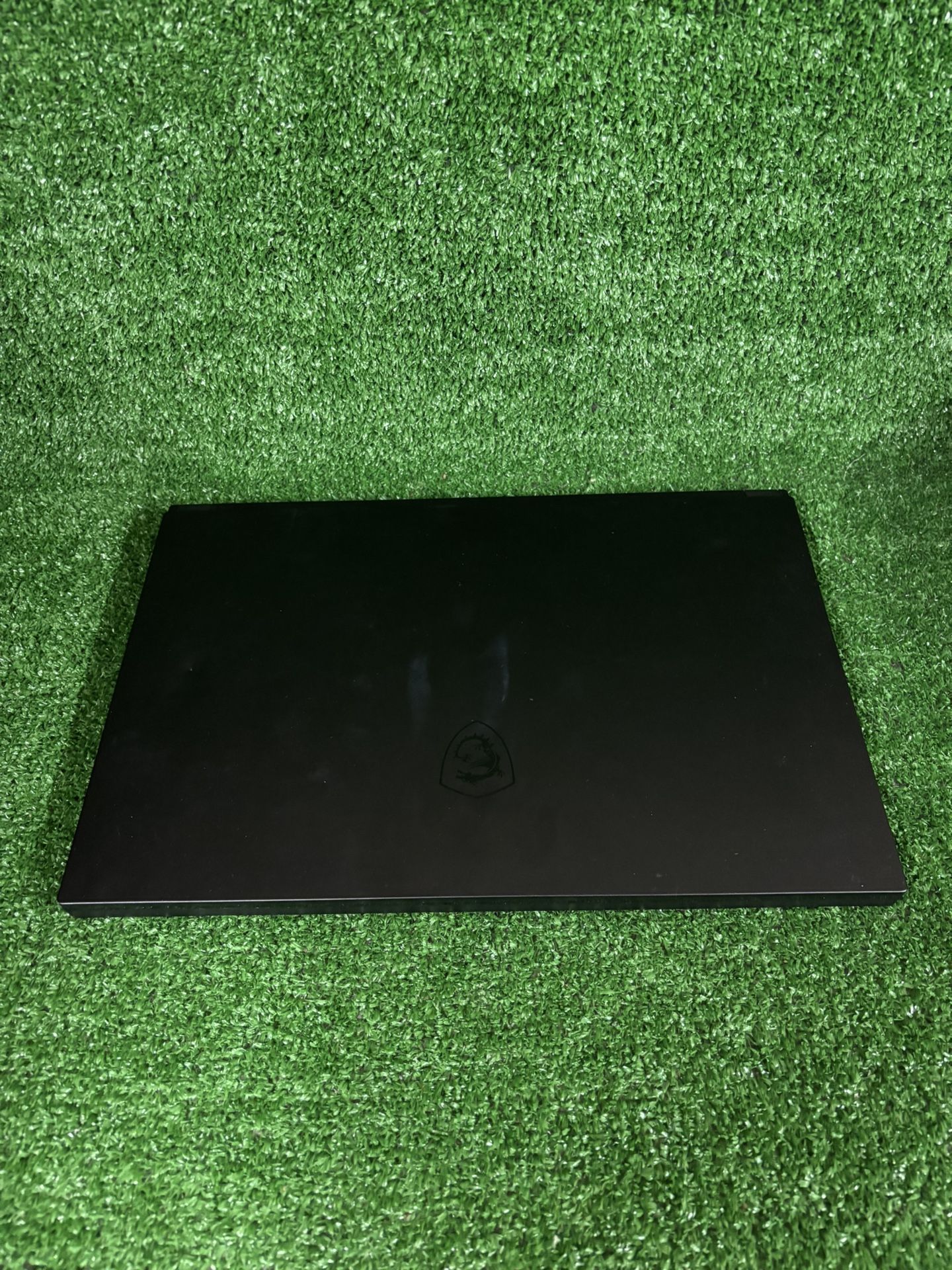 MSI PROFESSIONAL LAPTOP