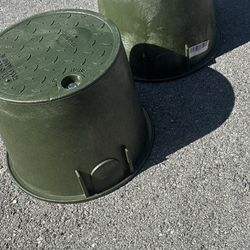 Pencell underground enclosure box with electric cover