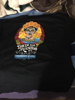 Dia de los muertes tshirt 2x