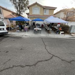 Venta de garaje masiva