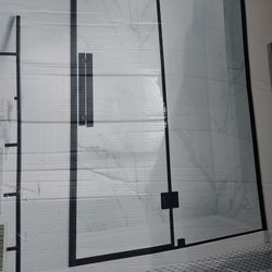 Shower Door (New Never Installed)