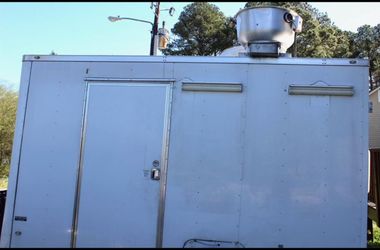 Trailer 2017 8x12