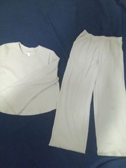 SLEEP  pants and blouse set / conjunto de pantalón y blusa size 14/16 