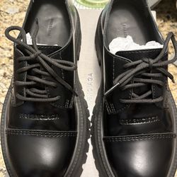 Balenciaga Derby