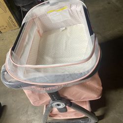Girl Bassinet 