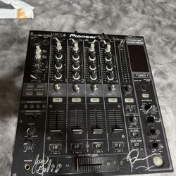 Pioneer DJ-M 800