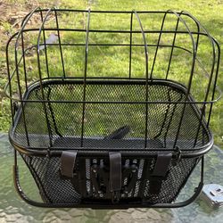 Sunlite RackTop / Handlebar Pet Friendly QR Basket