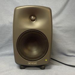 (one) Genelec 8040A Studio Monitor Speaker