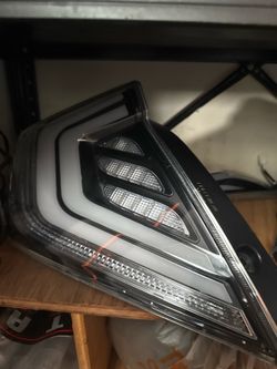 Honda civic tail light