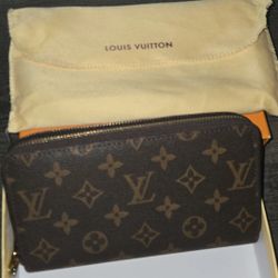 Louis Vuiton Womans Wallet