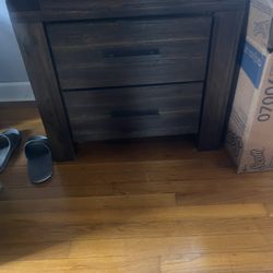 Nightstand 
