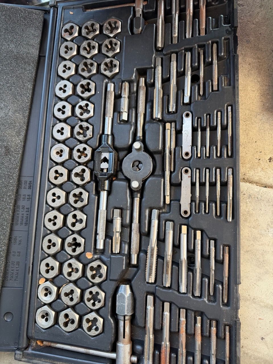Fractional & Metric Vermont Tap & Die Set American 75 for Sale in ...