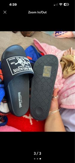 Men’s True religion slides