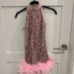 Weissman boa costume