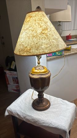 Vintage Bradburn Lamp$50