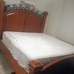 KING Headboard/Footboard Set And 2 LARGE DRESSERS 
