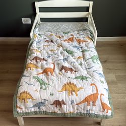 Toddler bed with mattress