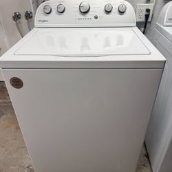 Whirlpool Washer – Large Capacity, White, Great Condition