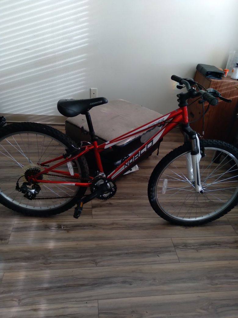 Still like new 21 speed mountain bike or a boy or a girl